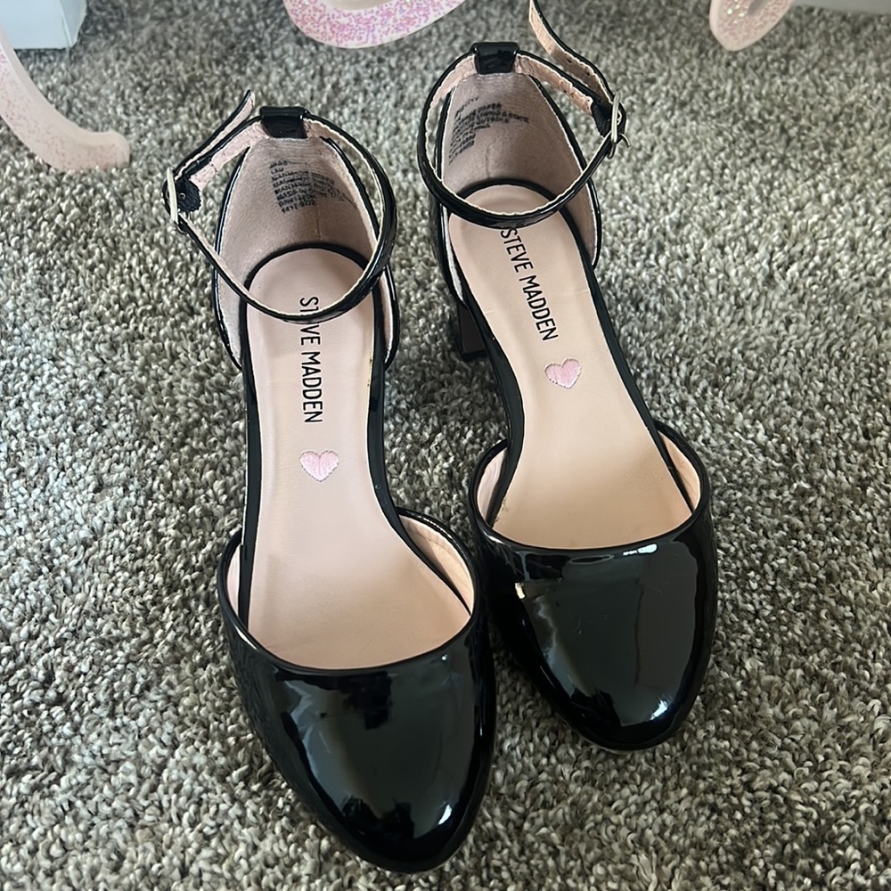 Steve Madden - Picture 2 of 10